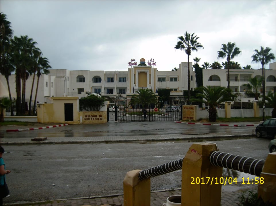 Außenansicht Hotel Nesrine