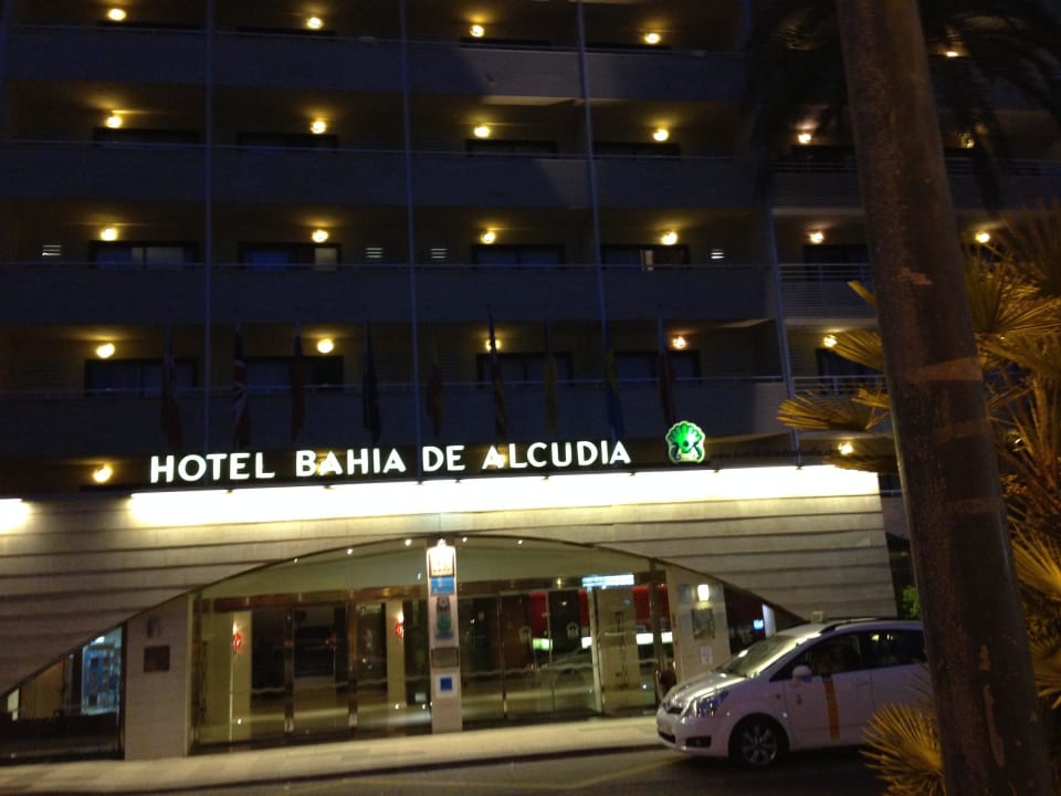 Hotel eingang Bahía de Alcúdia Hotel & Spa