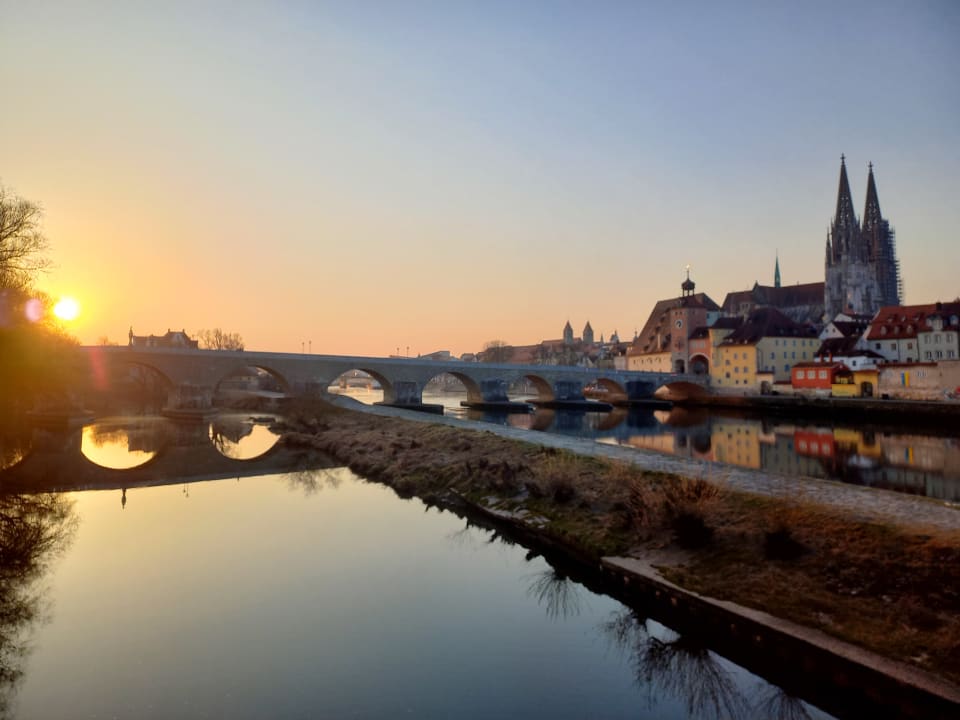 Ausblick Sorat Insel Hotel Regensburg