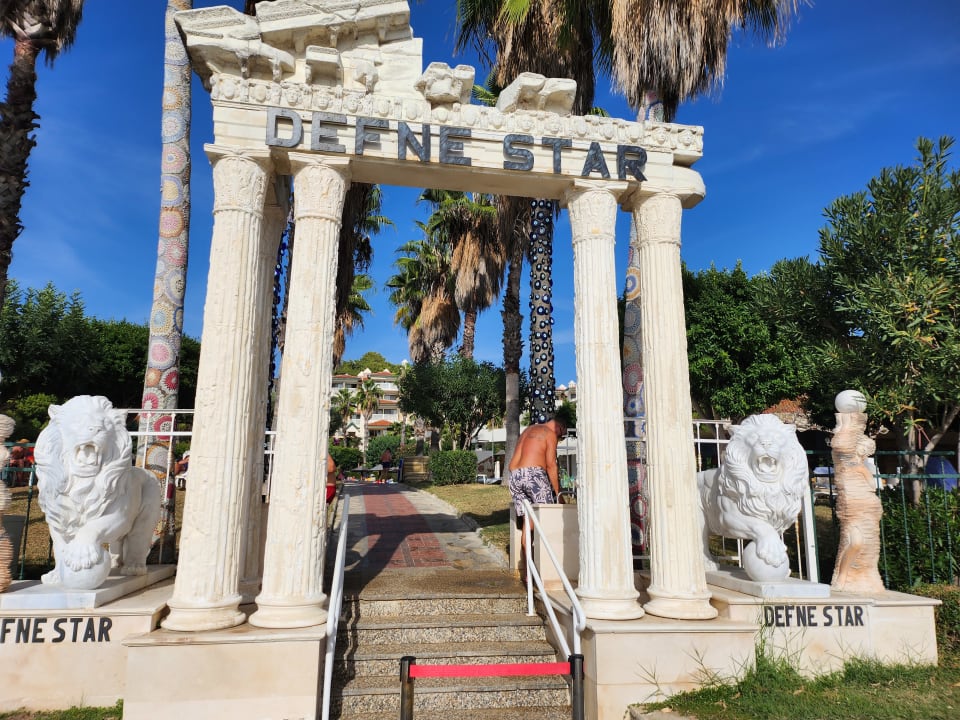 Strand Hotel Defne Star