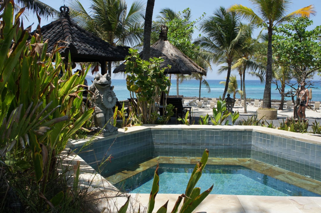 Der Whirlpool Candi Beach Resort and Spa