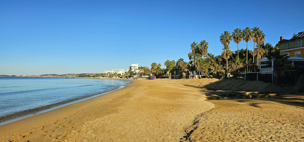 Strand Aska Hotel Just in Beach