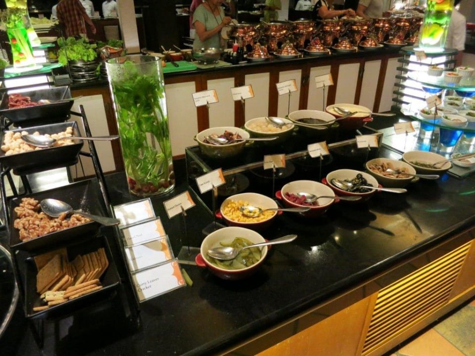 Abendessen Cinnamon Lodge Habarana