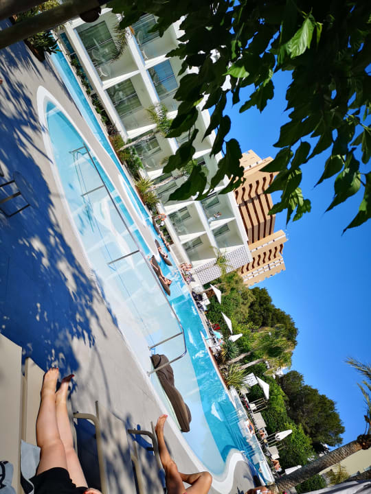 Pool BG Hotel Caballero