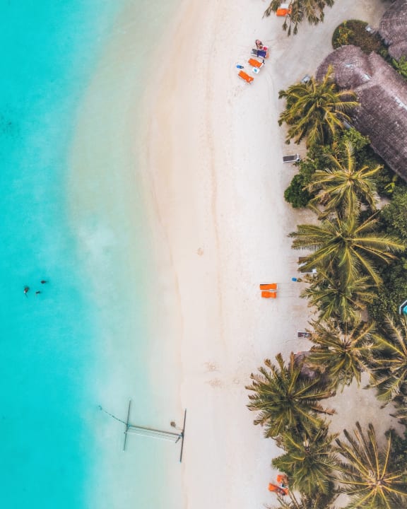 Strand Sheraton Maldives Full Moon Resort & Spa