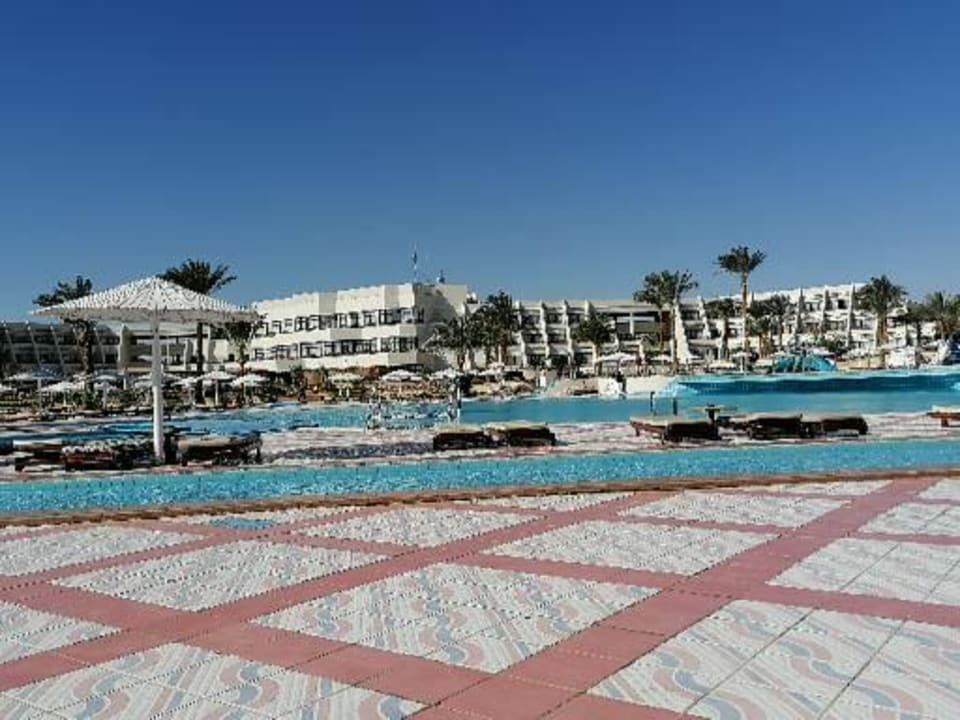 Pool Pharaoh Azur Resort