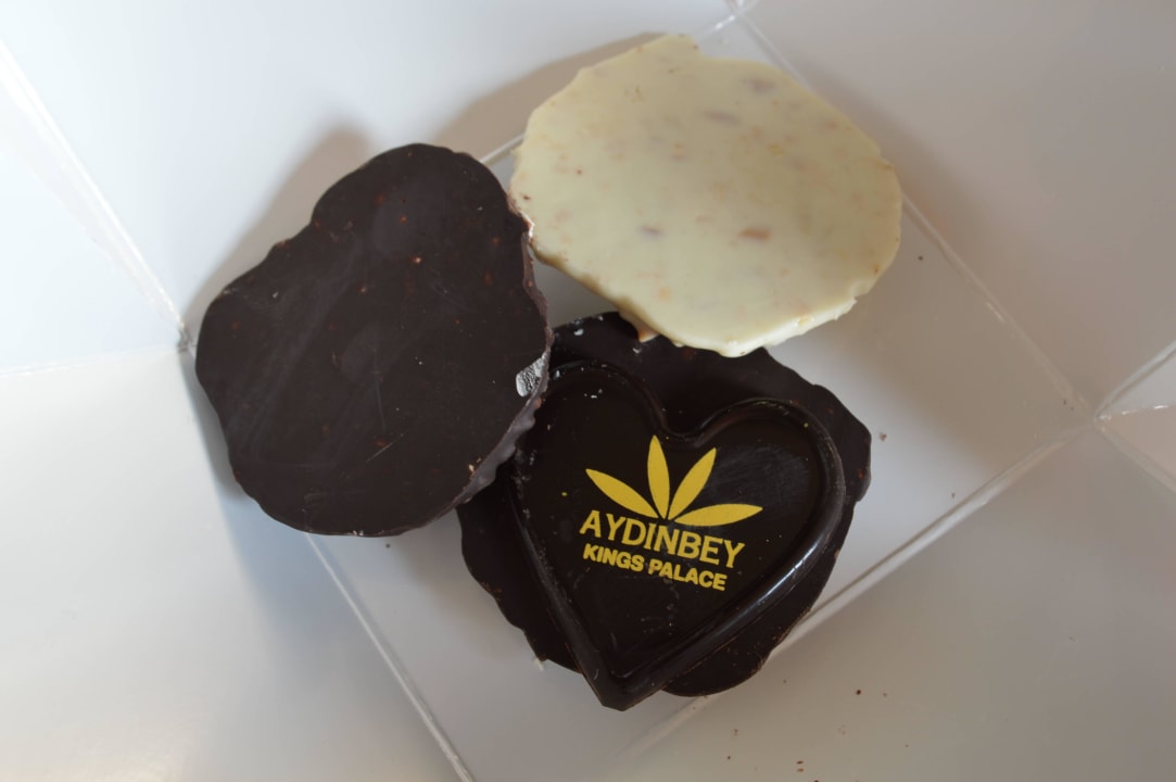 Leckere Schokolade!! Aydinbey Kings Palace & Spa