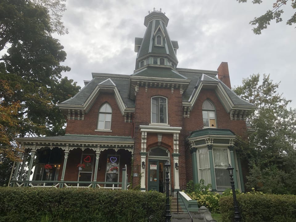 Außenansicht Hotel Hochelaga Inn