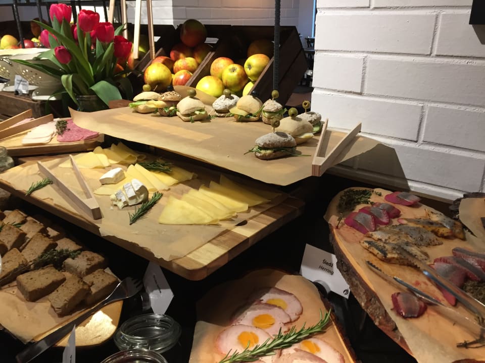 Gastro Hotel Almond Business & SPA