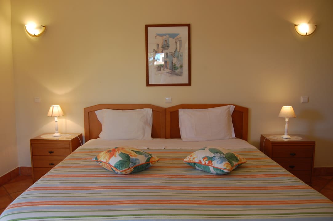 Zimmer Apartments Canavial I & II