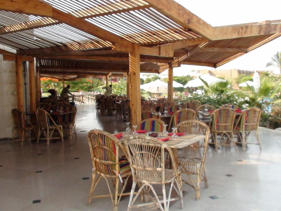 Restaurant Brayka Bay Resort