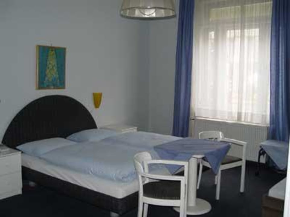 Zimmer Hotel Pension Astra