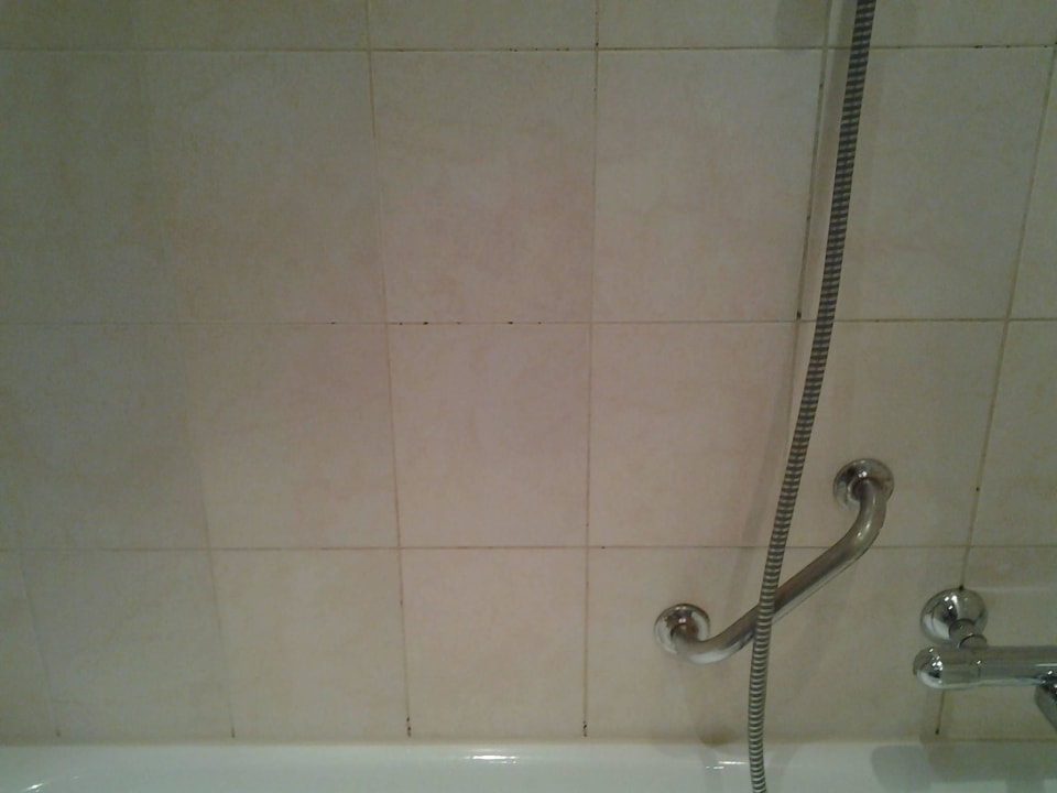 Schimmel in den Fugen Golden Tulip Hotel Noordwijk Beach