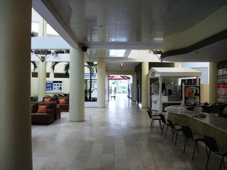 Hotellobby Viva Tangerine by Wyndham - All Inclusive Resort