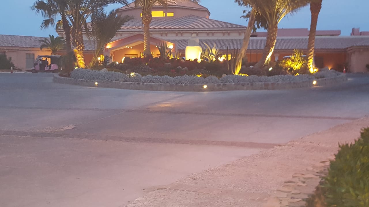 Außenansicht Mövenpick Resort & Spa El Gouna
