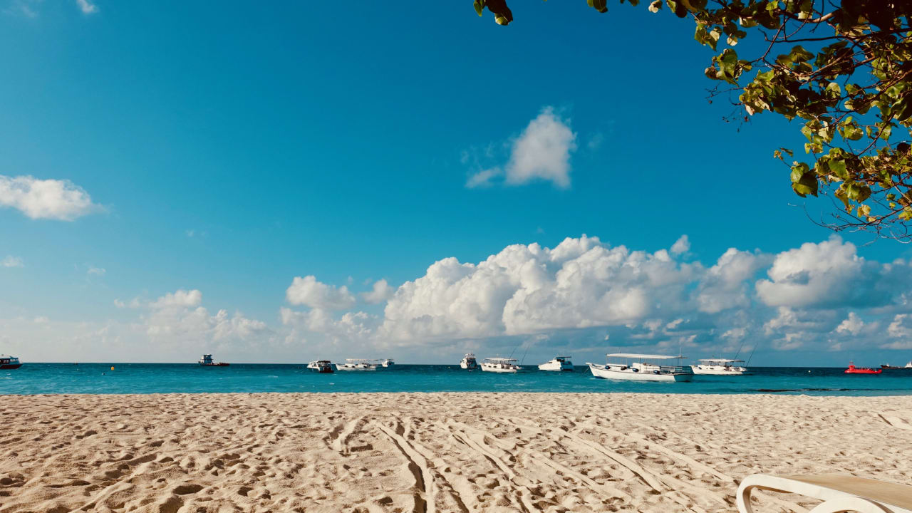 Strand Kuramathi Maldives