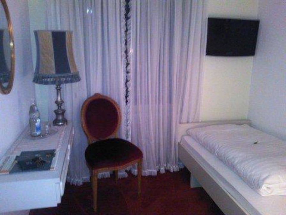 Einzelbett Zimmer Hotel Zum Günen Kranz