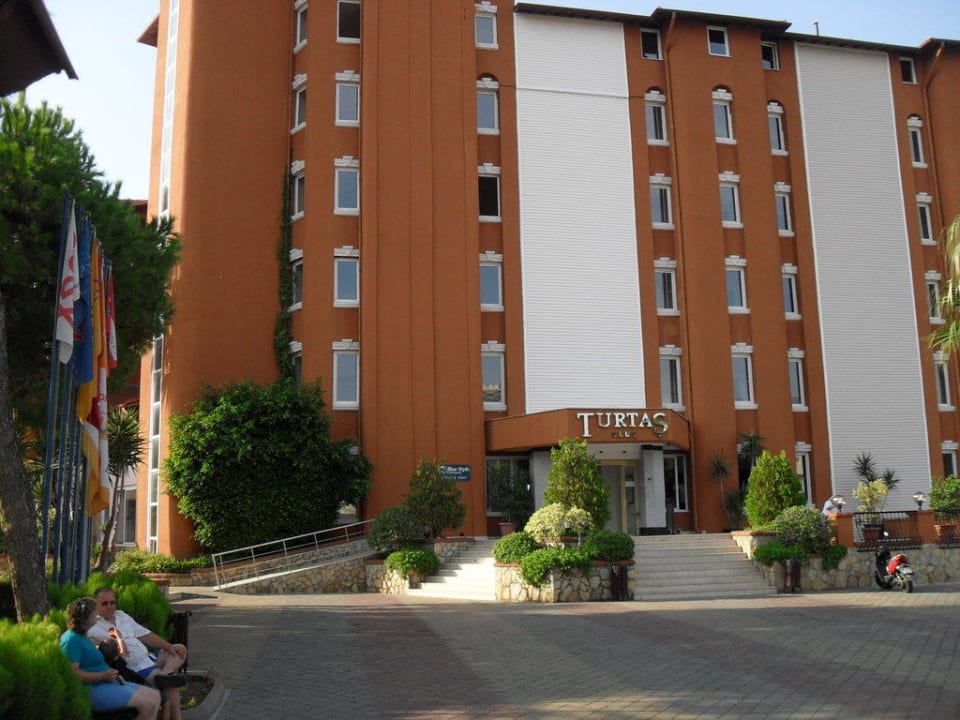 Turtas Haupthaus Club Turtas Beach Hotel