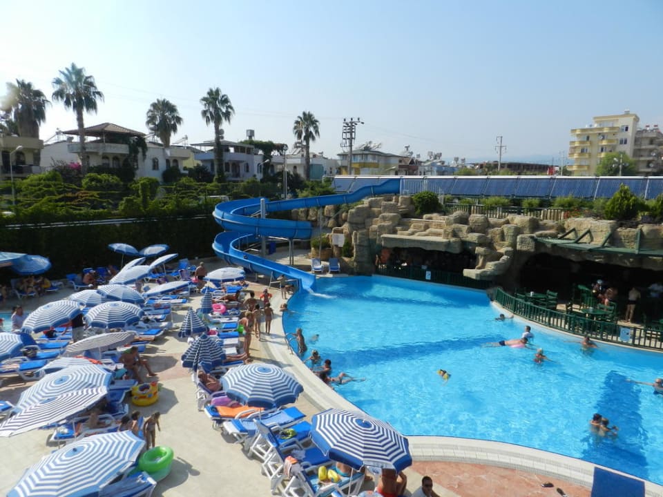 Вид с отеля Timo Deluxe Resort