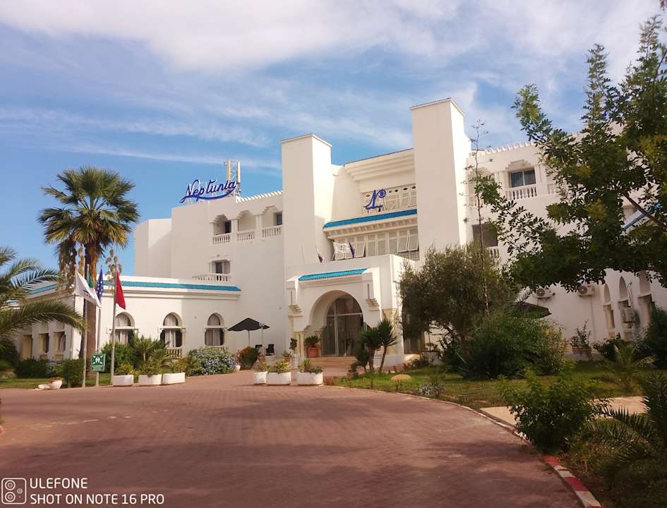 Außenansicht Hotel Neptunia Skanes