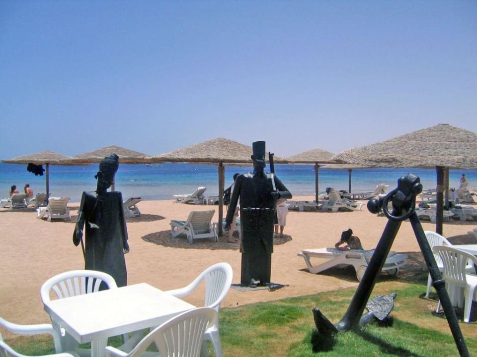 Habt acht! Fort Arabesque Resort, Spa & Villas
