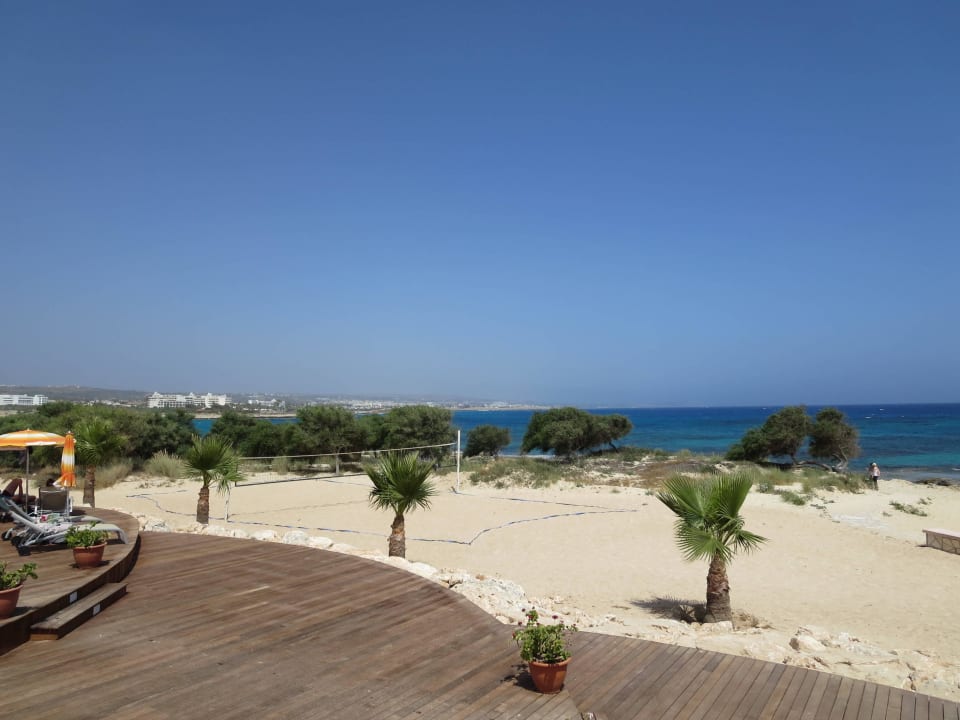 Blick von der Strandbar zum Meer Asterias Beach