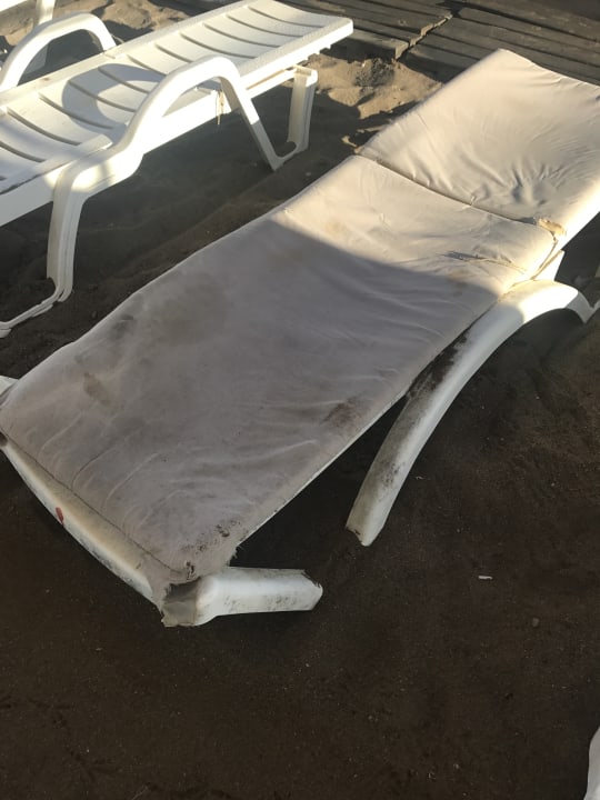 Strand Maya World Park Hotel