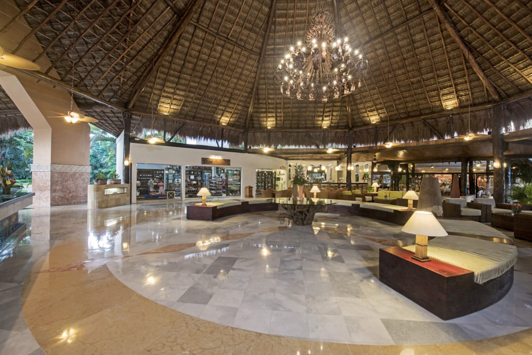 Lobby Iberostar Waves Cozumel