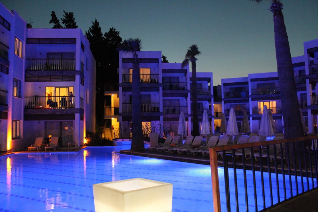 Basen Ladonia Hotels Mio Bianco