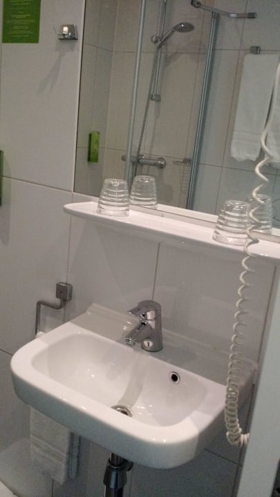 Bad Hotel Court Garden - Ecodesigned