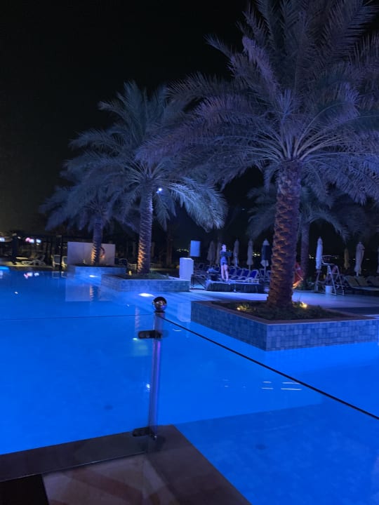 Pool DoubleTree by Hilton Resort & Spa Marjan Island