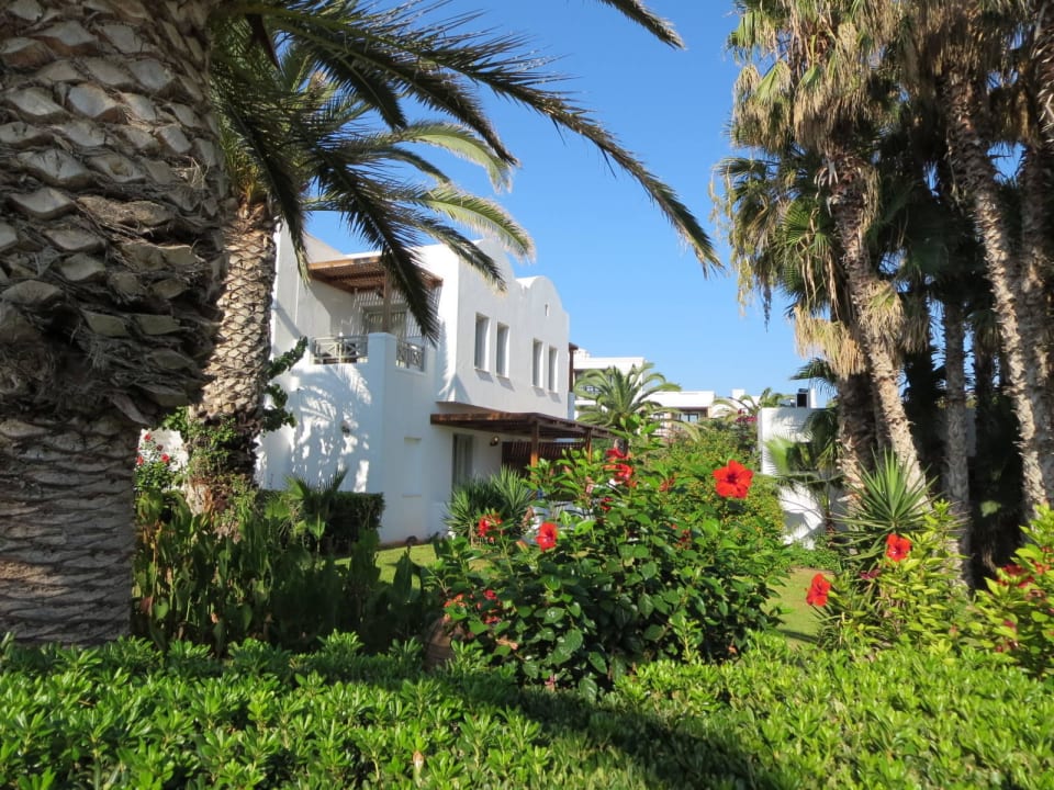 Garten Annabelle Beach Resort