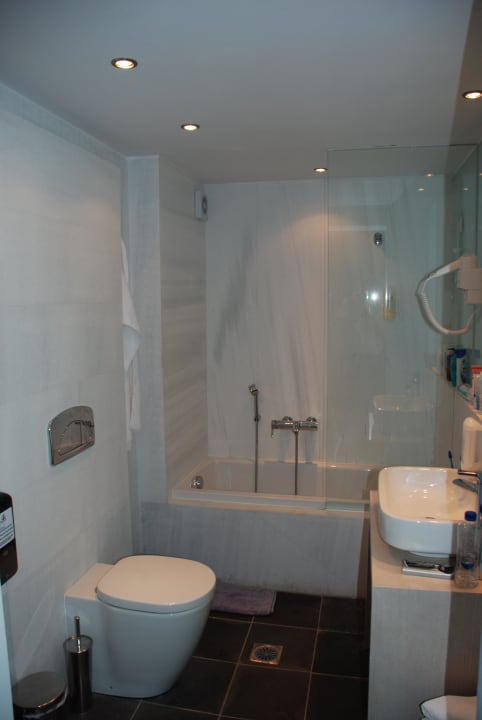 Sehr schönes Badezimmer - immer  tiptop sauber Akti Palace Resort & Spa