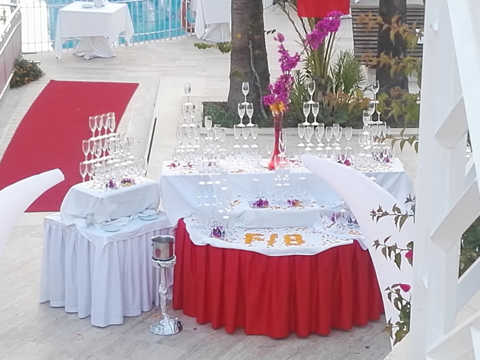 Sonstiges Seaden Corolla Hotel