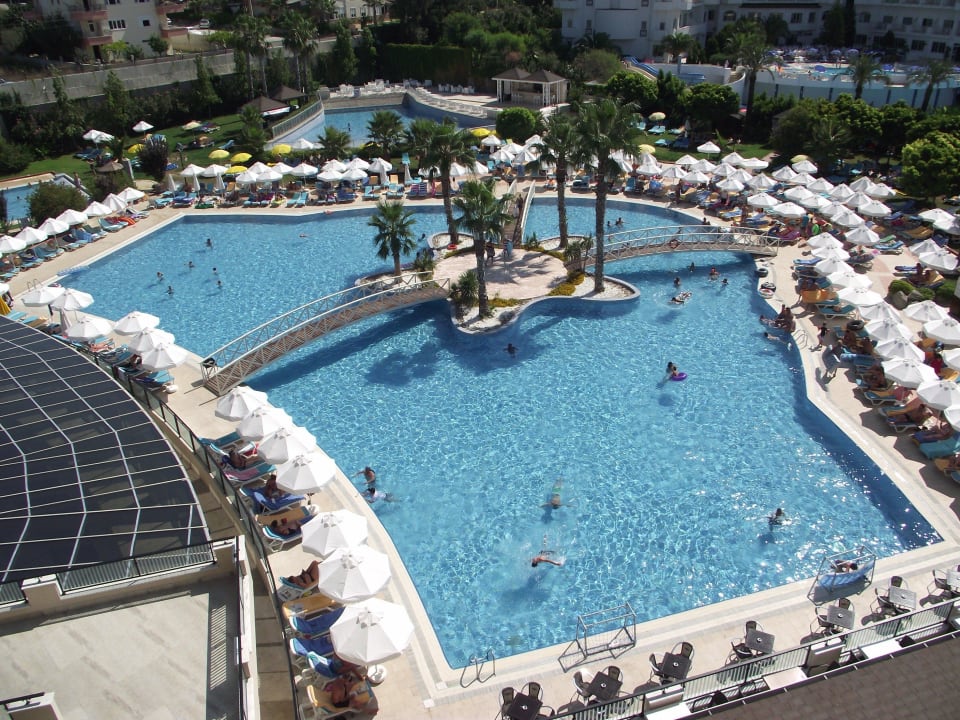 Pool Side Mare Resort & Spa