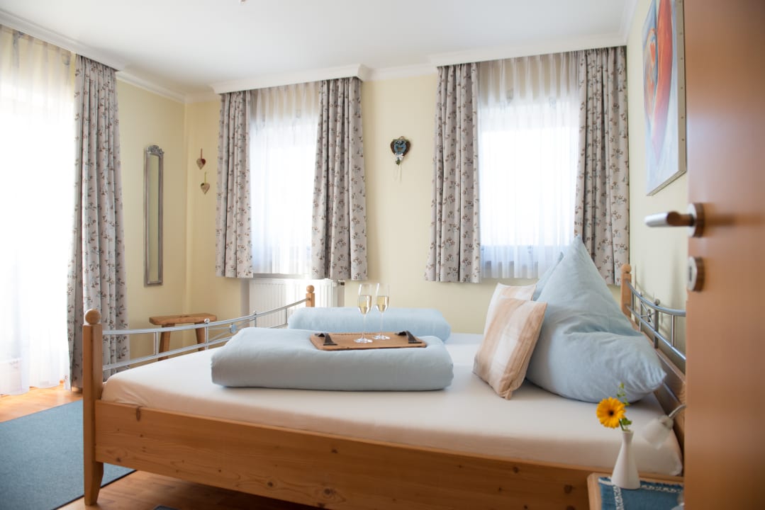 Zimmer Ferienwohnungen Gästehaus Lärcheck