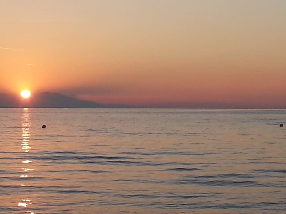 Sonnenuntergang Anthemus Sea Beach Hotel & Spa