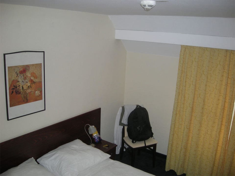 Zimmer 7. Etage Hotel Enziana Wien