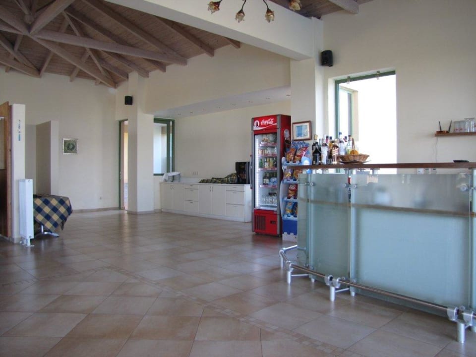 Bar i bufet Hotel Livadakia Village