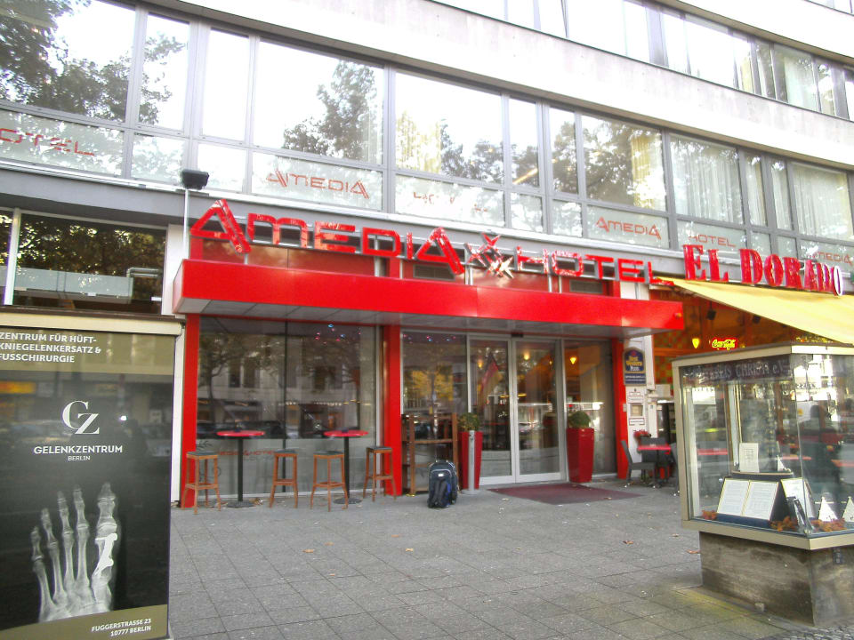 Eingang Hotel Best Western Plus Plaza Berlin Kurfürstendamm