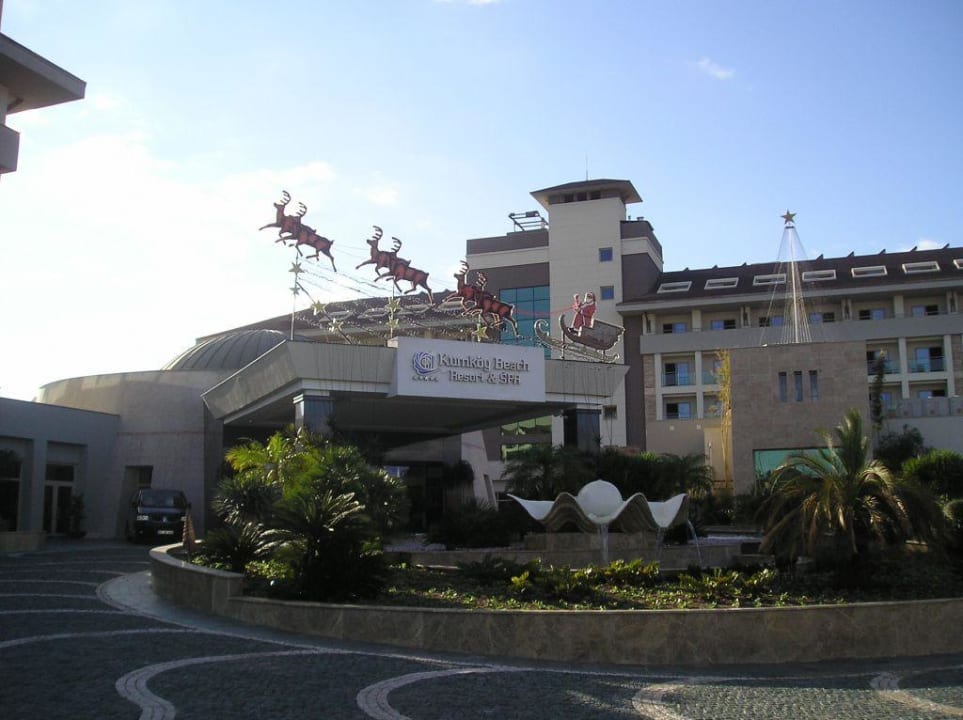 Hoteleingang Sunis Kumköy Beach Resort Hotel & Spa