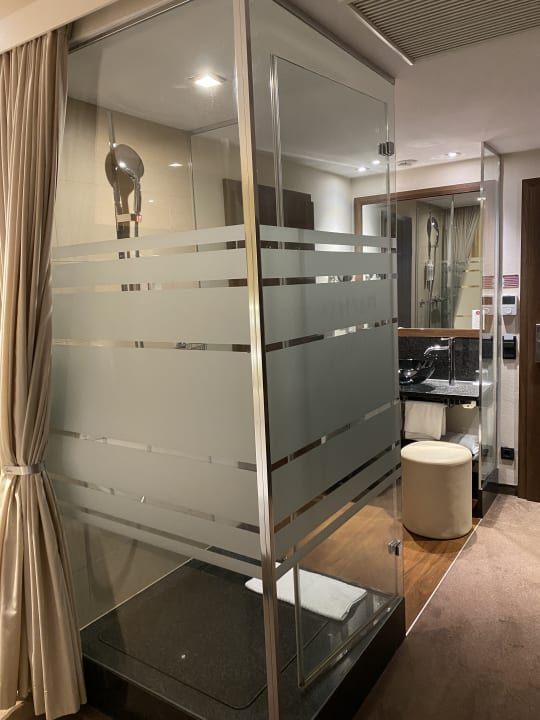 Zimmer Flemings Hotel Frankfurt Main-Riverside