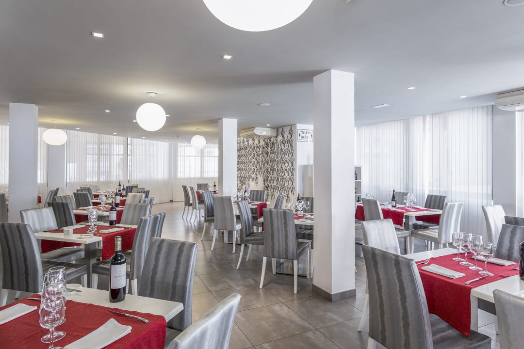 Gastro Royal Sunset Beach Club