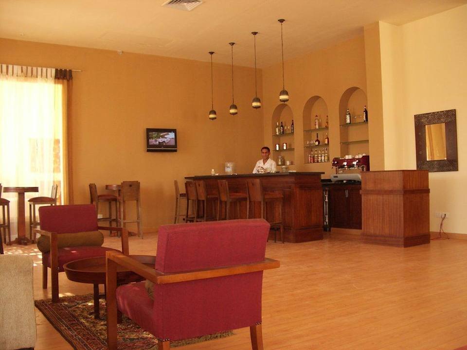 24-Stunden-Bar Pasadena Hotel & Resort
