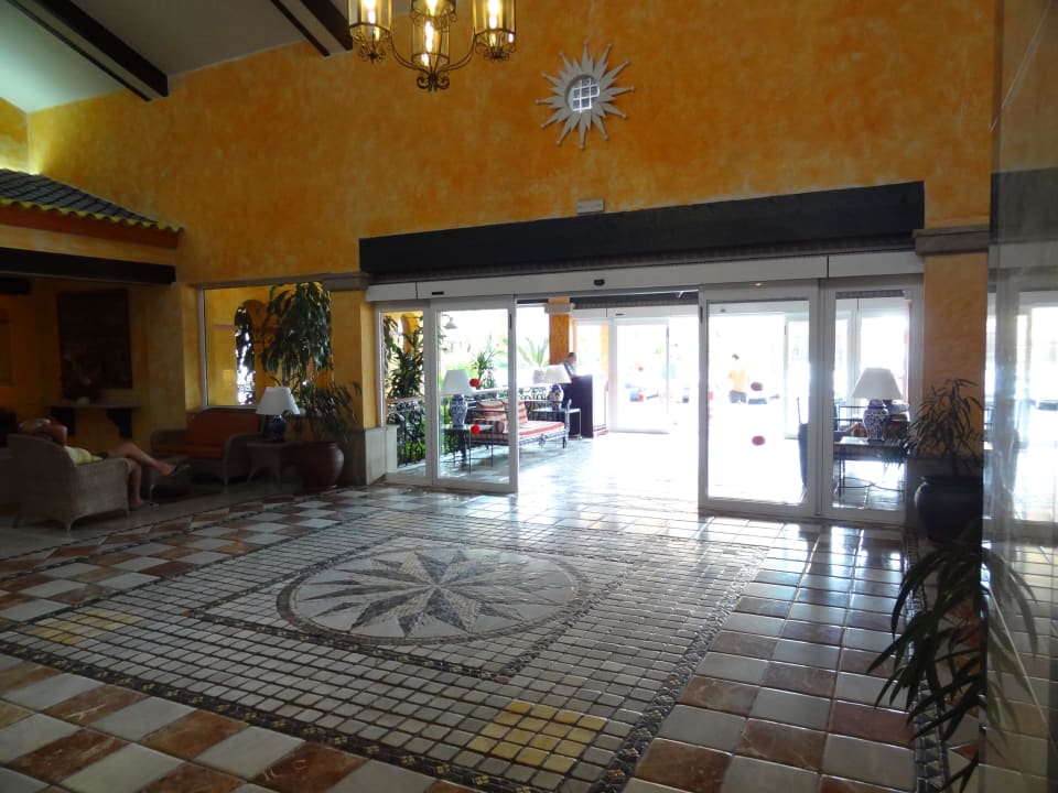 Schön und gross Park Club Europe