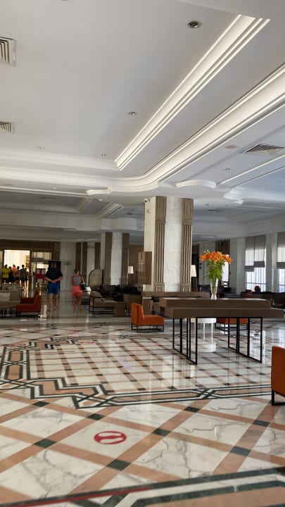Lobby Hotel El Mouradi Palm Marina