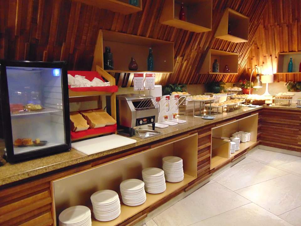 Gastro Movenpick Hotel & Convention Centre KLIA