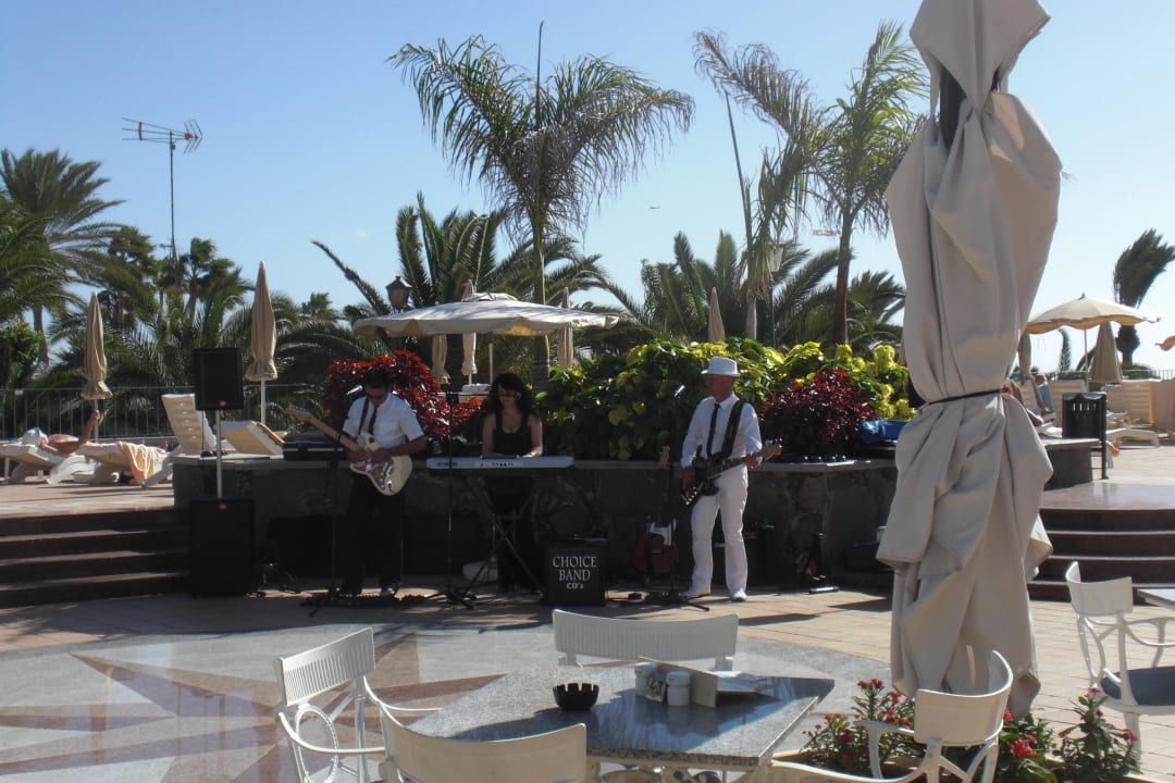 Mit Live Musik Hotel Riu Palace Maspalomas Adults Only