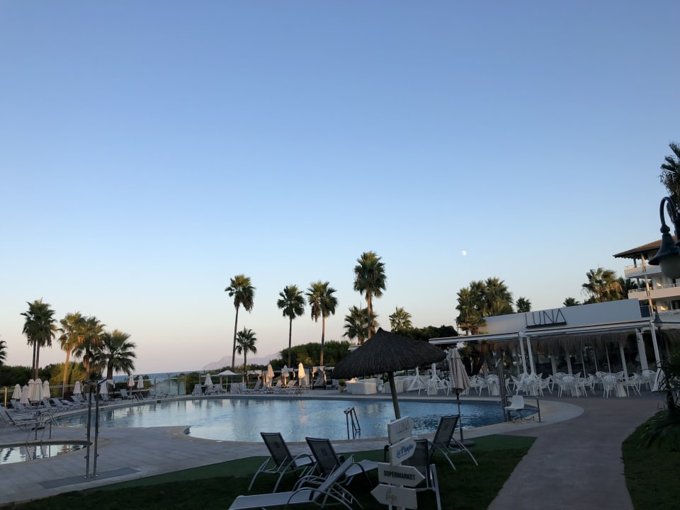 Pool Playa Esperanza Resort