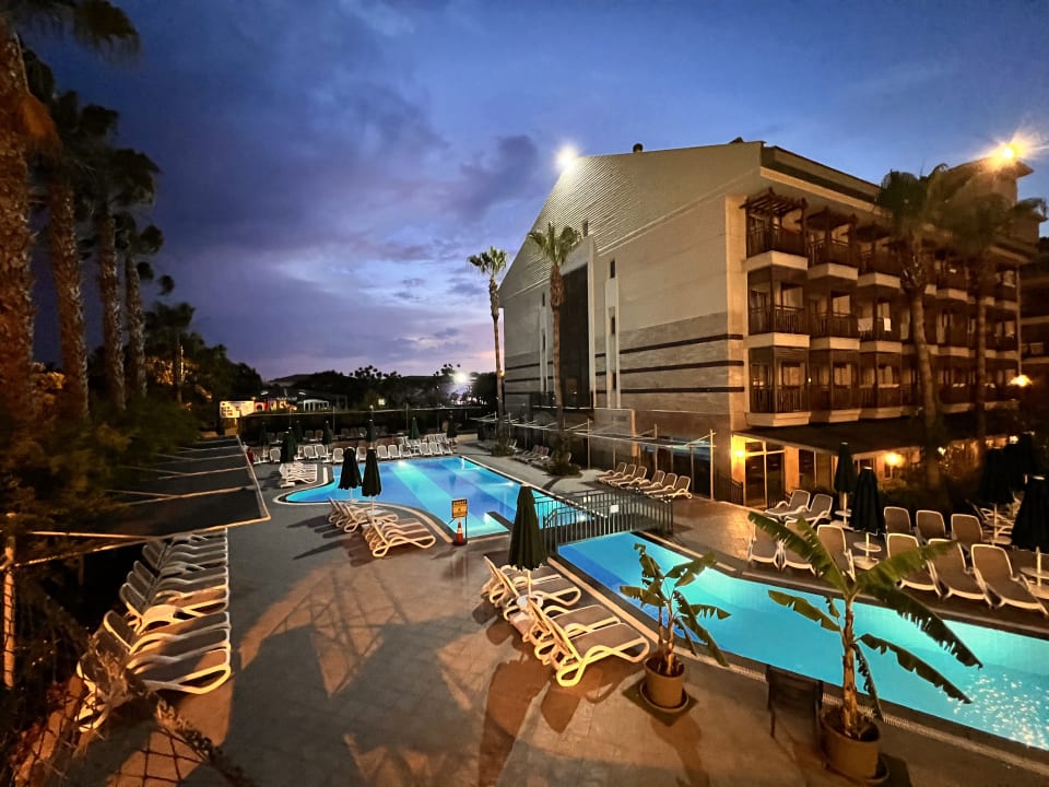 Pool Can Garden Resort